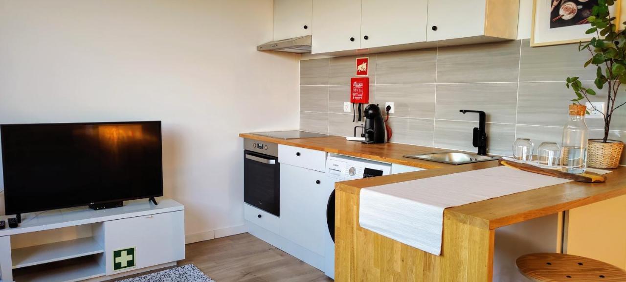Stylish And Elegant - View And Location In Downton Apartament *
