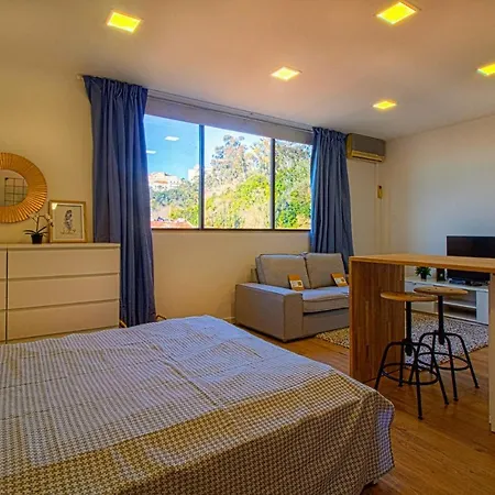 Stylish And Elegant Studio - Best View And Location In Coimbra Downton Exterior photo