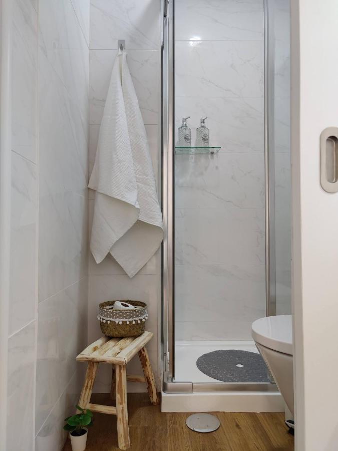Stylish And Elegant - View And Location In Downton *